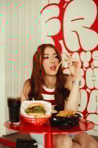 AbigailCarter 😋Would you like eat a hamburguer?😋 Foto 4