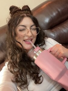 Natasha_Olive Sunshine Pic 6