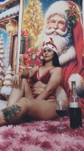 AishaAmin_ Christmas has arrived... and we are more dangerous than ever. 😈 Pic 4