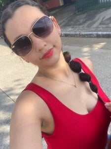 emma_cutedirty Public Pic 6