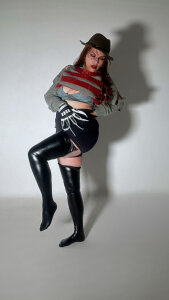 Skylar__Desire Happy Halloween day one Pic 4