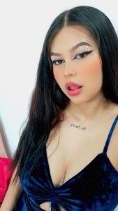 Loveandsex69x Public Pic