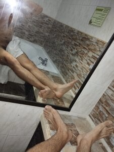 jimmy_scoot a good shower Pic 3