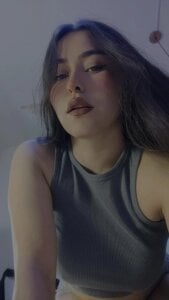 Latina hot 🥵 de HannaCollins_  6 Imagens