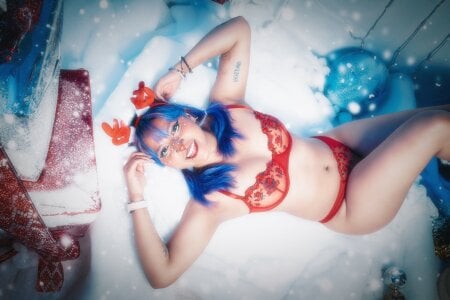 LuanEter MERRY CHRISMAS Pic 2