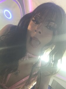 CuteMiaaa Kissme Immagine  3