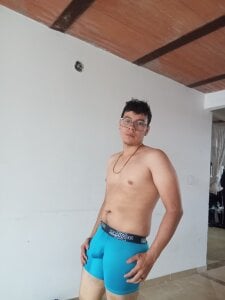 A little bit of when I'm home alone de HugoBlaze  5 photos