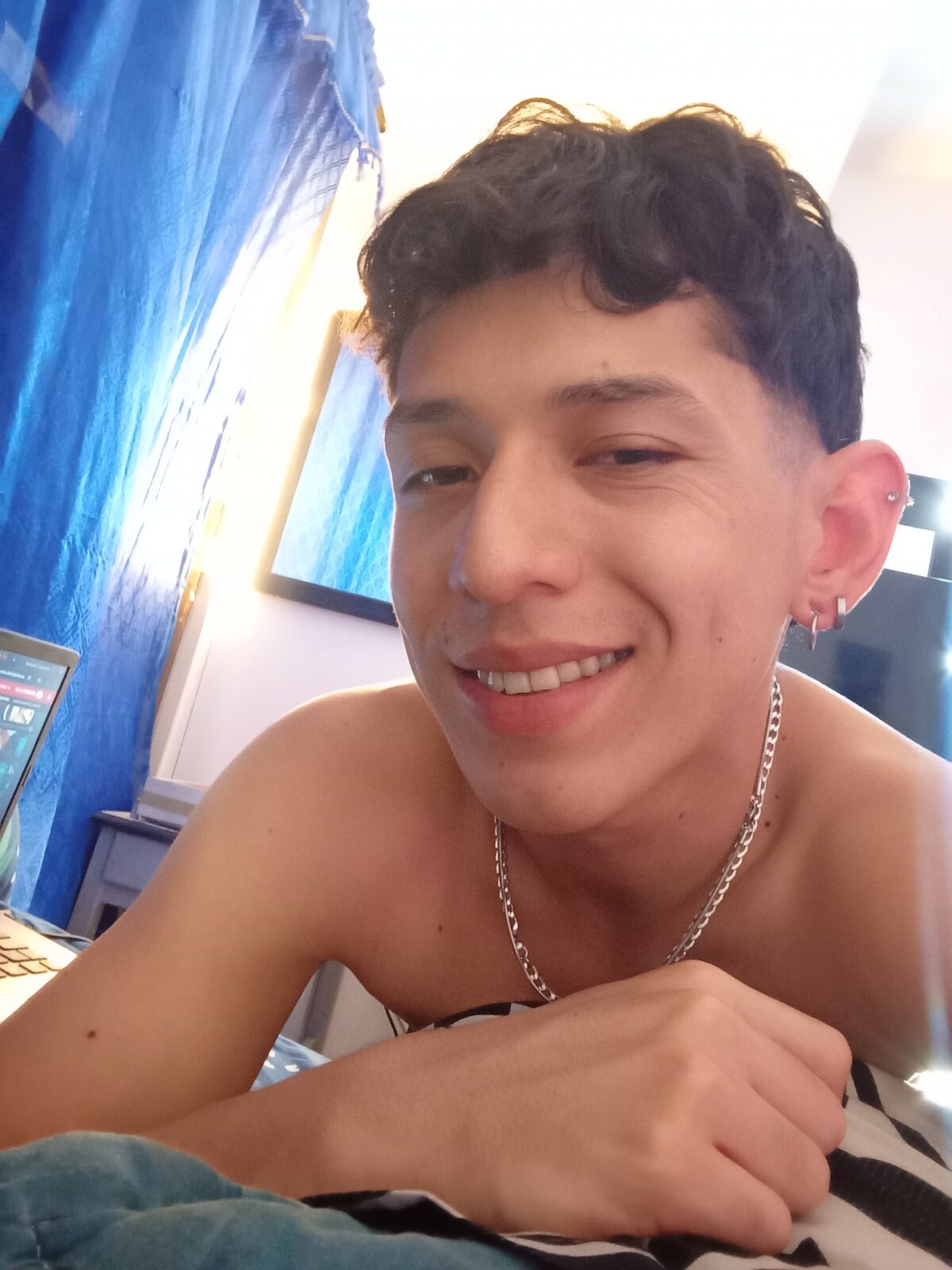 yorsamm_smit 热门图片 4769