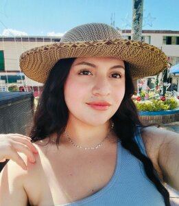 jennifer_ch Public Pic 5