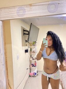 isabella_rossee_ Public зображення