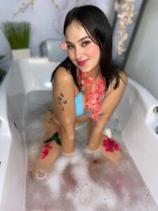 sofi__18_ bathe with me Poză 4