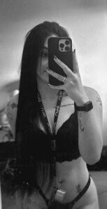 ilyanna Public صورة واحدة|ilyanna Public صورتان|ilyanna Public  صور|ilyanna Public  صورة