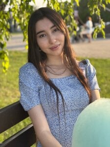 Alice_puff Public Pic 4