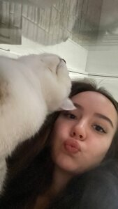 LisaSmiths I rested for 1 day and am ready to conquer the hearts of men again!! Pic