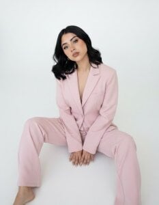 Susana_lee Cotton Caresses 🌹🌹 Pic