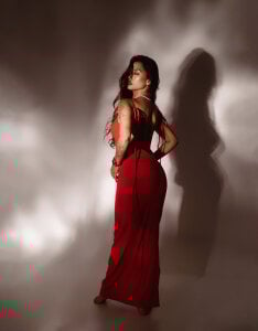 vegaa_luck Red for love Pic 6