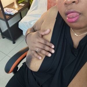 Megan-Small fun friday slika 2