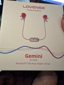 busty-bella1 Public Billede 5