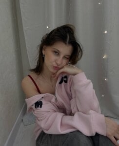 LouiseChavez journey😊 รูป  3