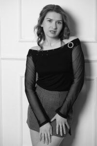 SueWolvin A little bigger than me зображення 2