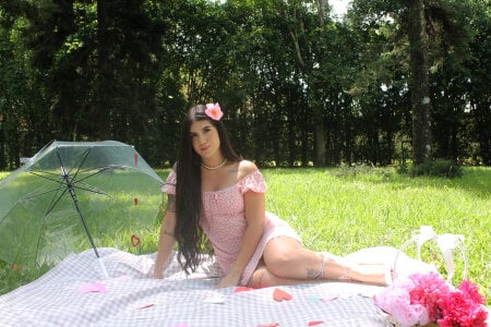 kloe_bella Let's enjoy Valentine's Day together❤️🔥 Foto