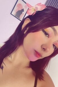 Hanni_Dulce A little tenderness never hurt anyone💕 Foto 3