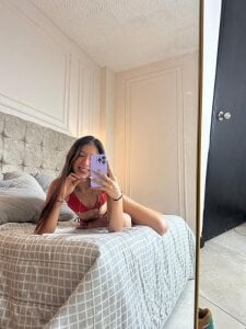 DulceEstrella_: with the mirror ( 6 фото)