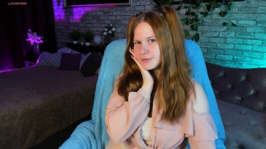 _AliceHart_ Public Pic 7