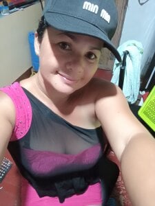 Hottie_lauren05 Public Pic 3