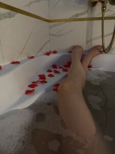 hehe legs od VikkiWittel  snímek