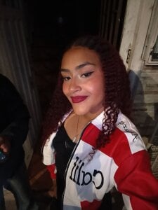 bialindacurly18 Public Pic 6