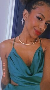 NaomiClay Daily coffee & something else ✨💋 Pic 6