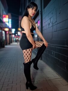 johana_collins Public Pic 8