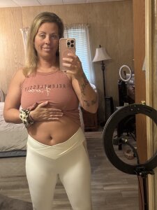 mrs_easyk Public Pic 2