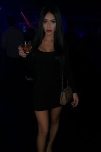 SweetEscapeTS 🖤 Pic