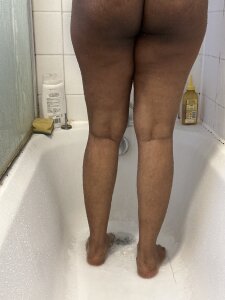Join ArathyNambyar Live Sex Chat - Profiles, Reviews, & Porn