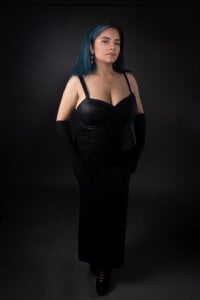 Kiara_Cruz__のsexy dressの枚の写真