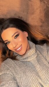 NadiraNoor 👁️👁️ Foto 3