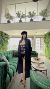 Abril_jones10 Love when you turn me on!!! I'm so naughtyyy Pic 6