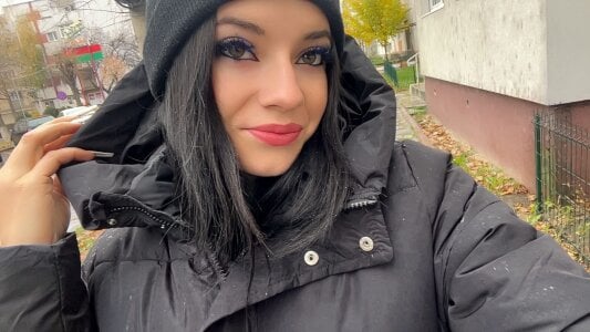 CallieDoll Public Foto 3