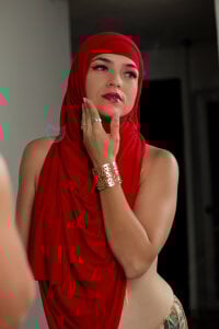 JannaLove_ Public Pic 6