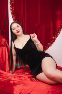 SofiaCrust: So delicious 🥵❤️ ( 4 фото)