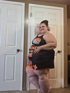 PlumCrazyRach Halloween 2025 Pic 5