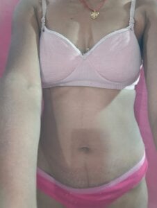 Naughty_SeemaPublic Bild 3