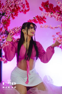 Annie_Larsen 🌸sakura🌸 Pic 3