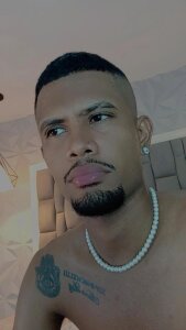 saack_z Public Pic 5