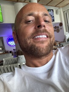 Public de MADE_IN_LONDON  5 photos