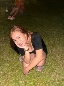 Honeyjean_30 Public Pic 2