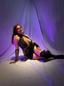 zafire_gixx Cat girl(⁠=⁠^⁠･⁠ｪ⁠･⁠^⁠=⁠)💜 Pic 6