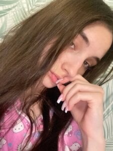 MoriahLinder Public Pic 2